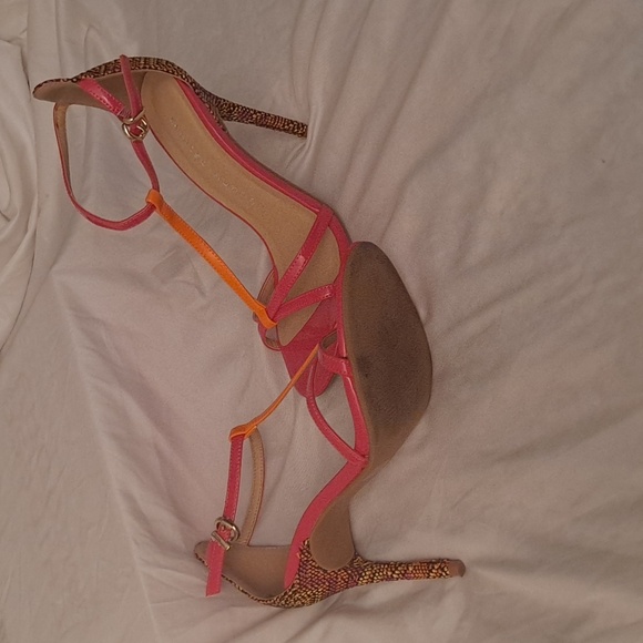 Women Multi-Color High Heel Sandles - apprx. 4 1/2" Heel - Like New - Picture 2 of 3